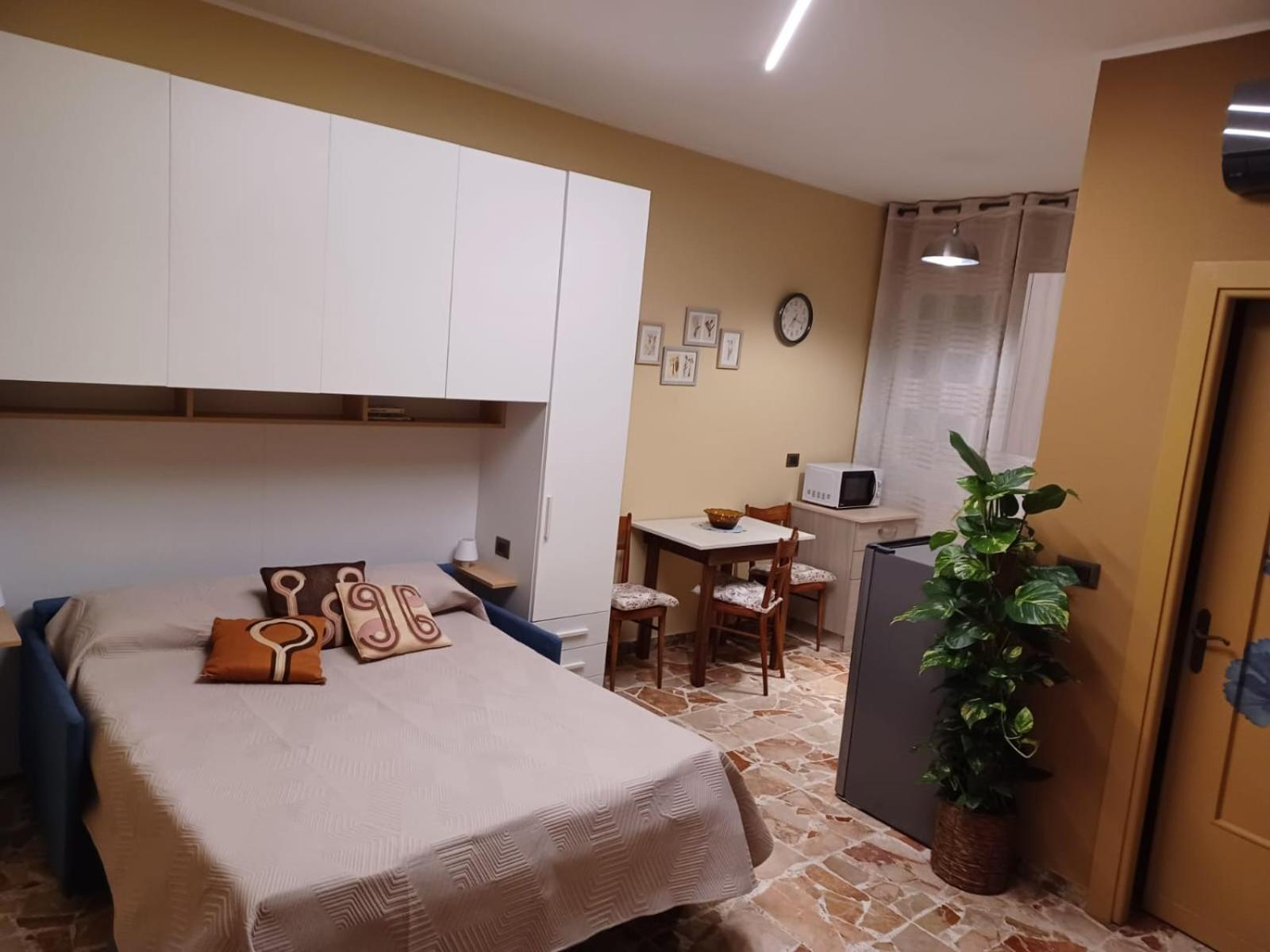 Ca Da Curt Monolocale Appartement Priocca Buitenkant foto
